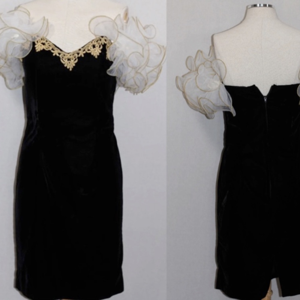 De Lara By Joseph Lara  Black Velvet Dress